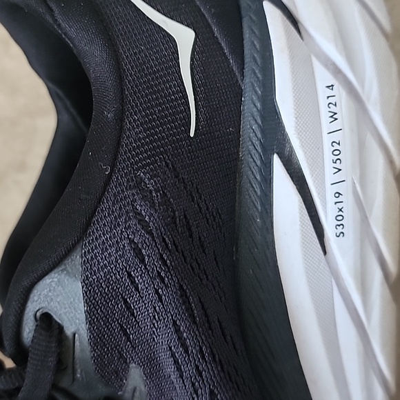 Hoka One One Womens Black Running Shoes 6.5 - Picture 4 of 5